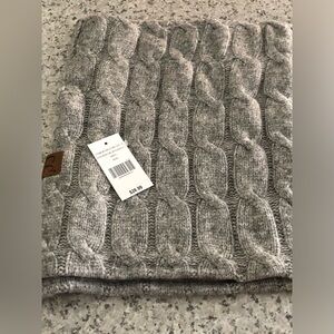 Grey Classic Cable Knit Women’s Infinity Scarf